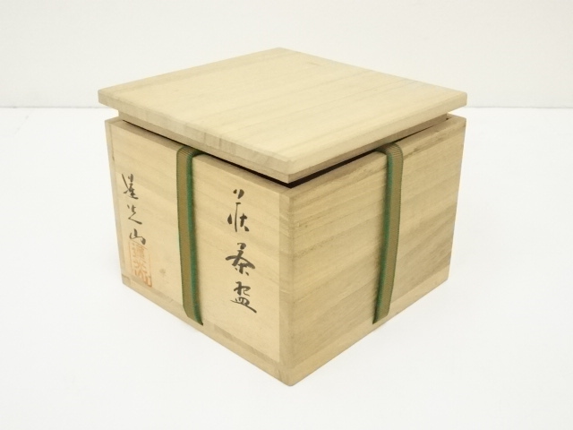 Ｐ１８４　茶碗　『萩焼』『蓮光山　上田真ニ造』　抹茶碗　共箱　茶道具 P184 茶碗 『萩焼』『蓮光山 上田真ニ造』 抹茶碗 共箱